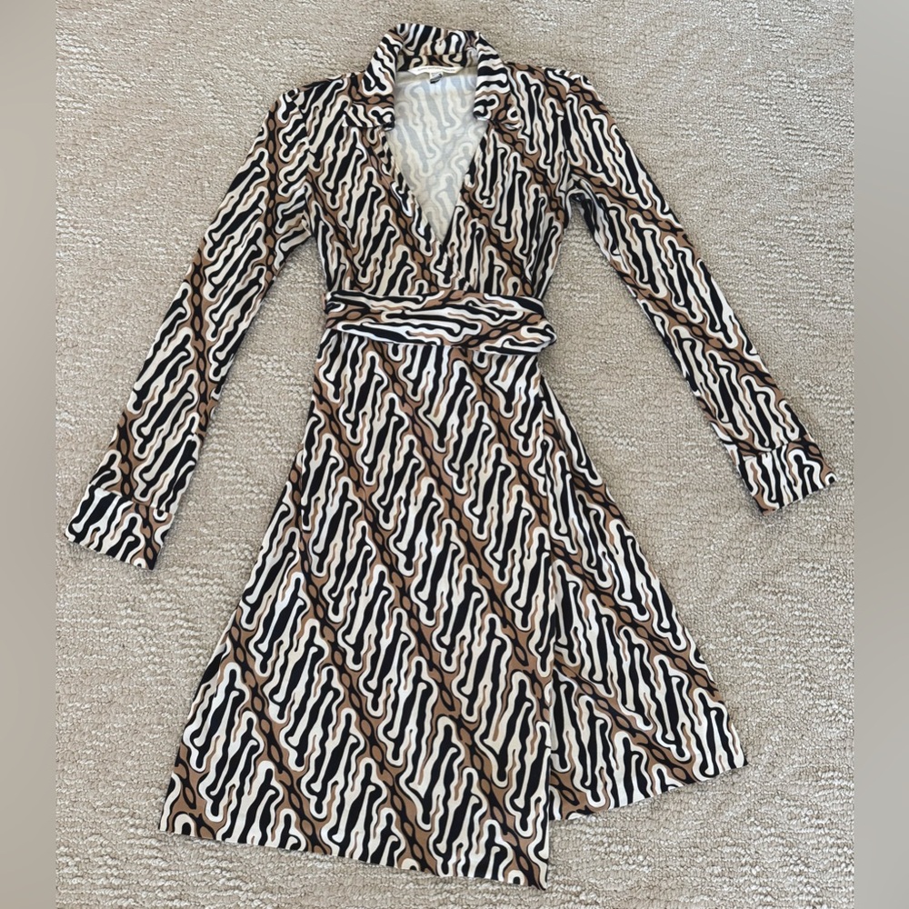 Diane Von Furstenberg Black and Brown Geometric Wrap Dress